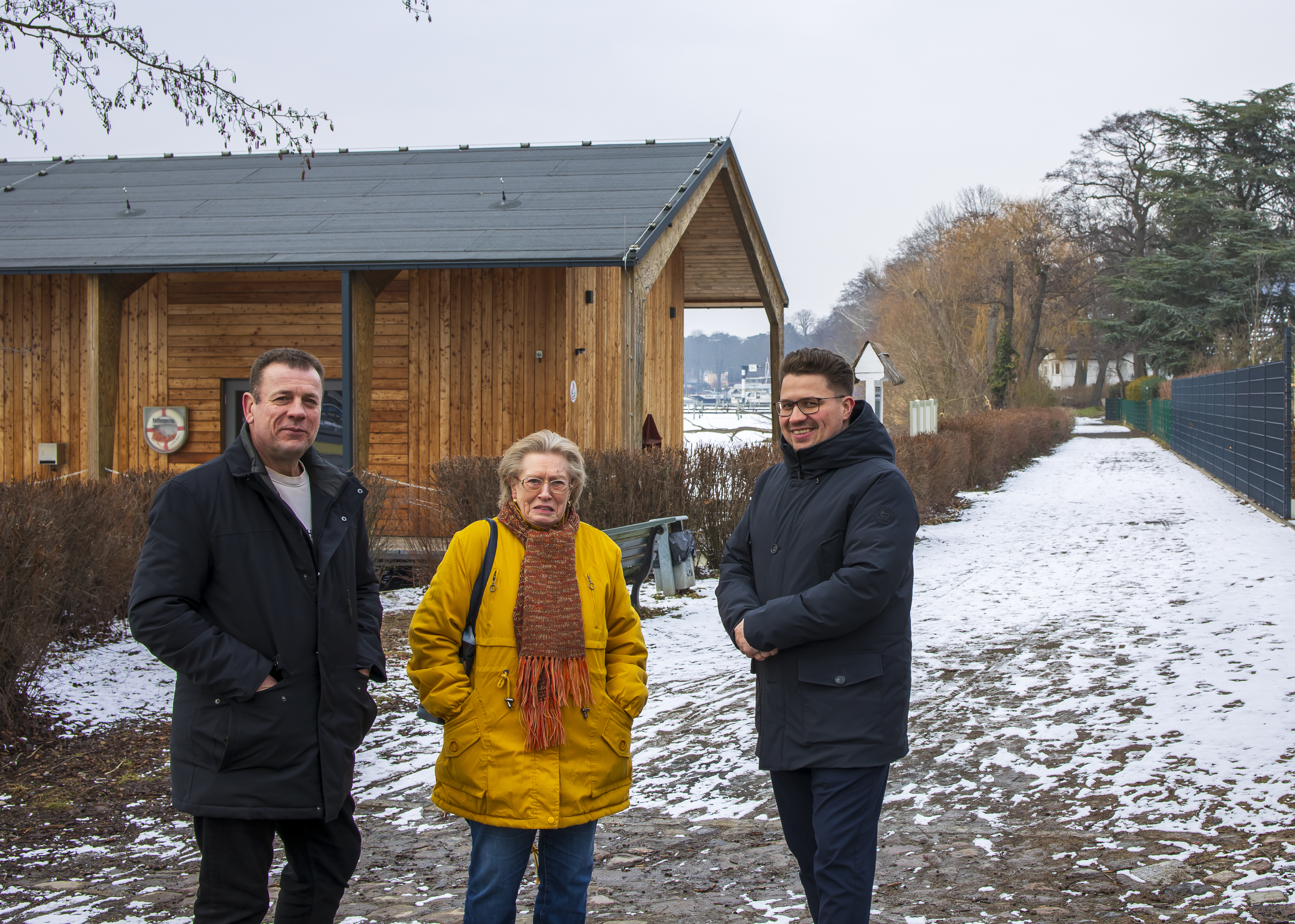 v.l.n.r.: Martin Stelzer, Marianne Knoll, Niklas Gra�elt MdA