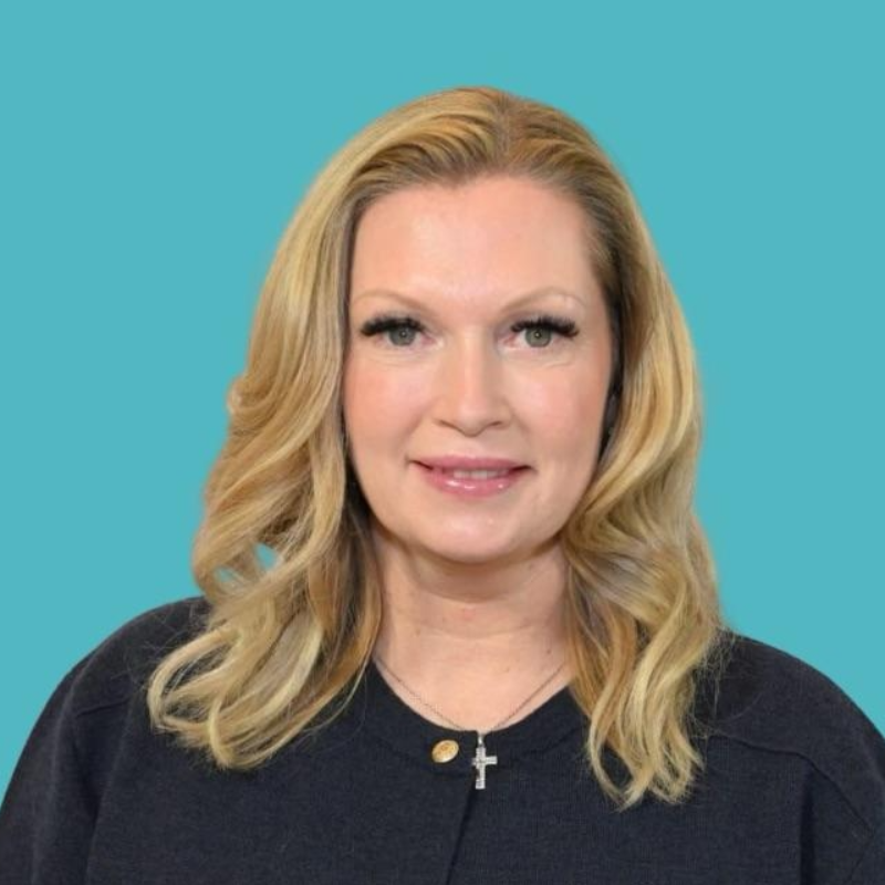  Angelique Yumusak